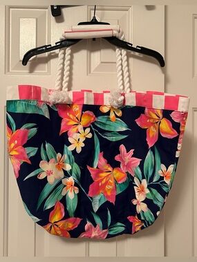 Victoria's Secret Reversible Pink Stripes Floral Tote Beach Bag & Rope Handles